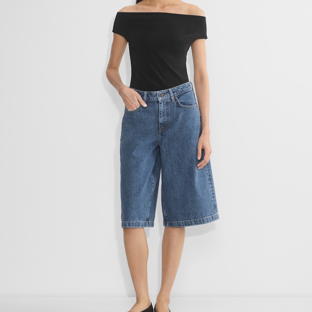 Aritzia Publicity Shorts